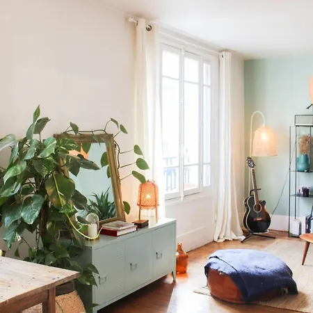 Apartment Charming Bright In The Heart Of *